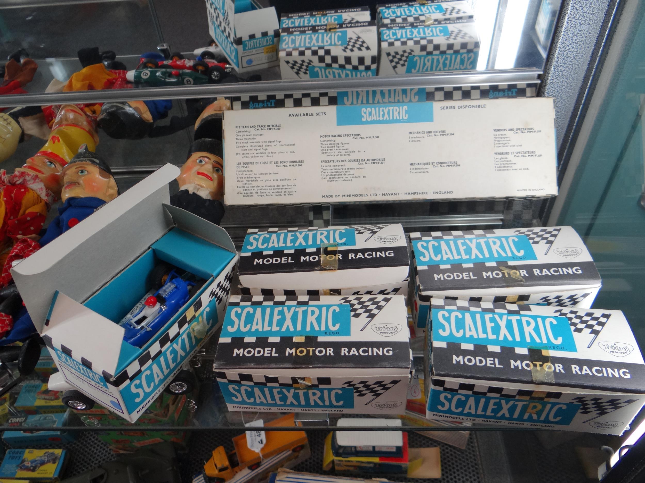 Collection of Scalextric Tri-ang product Formula 1 racing cars in original boxes to include: C-82 - Image 4 of 6
