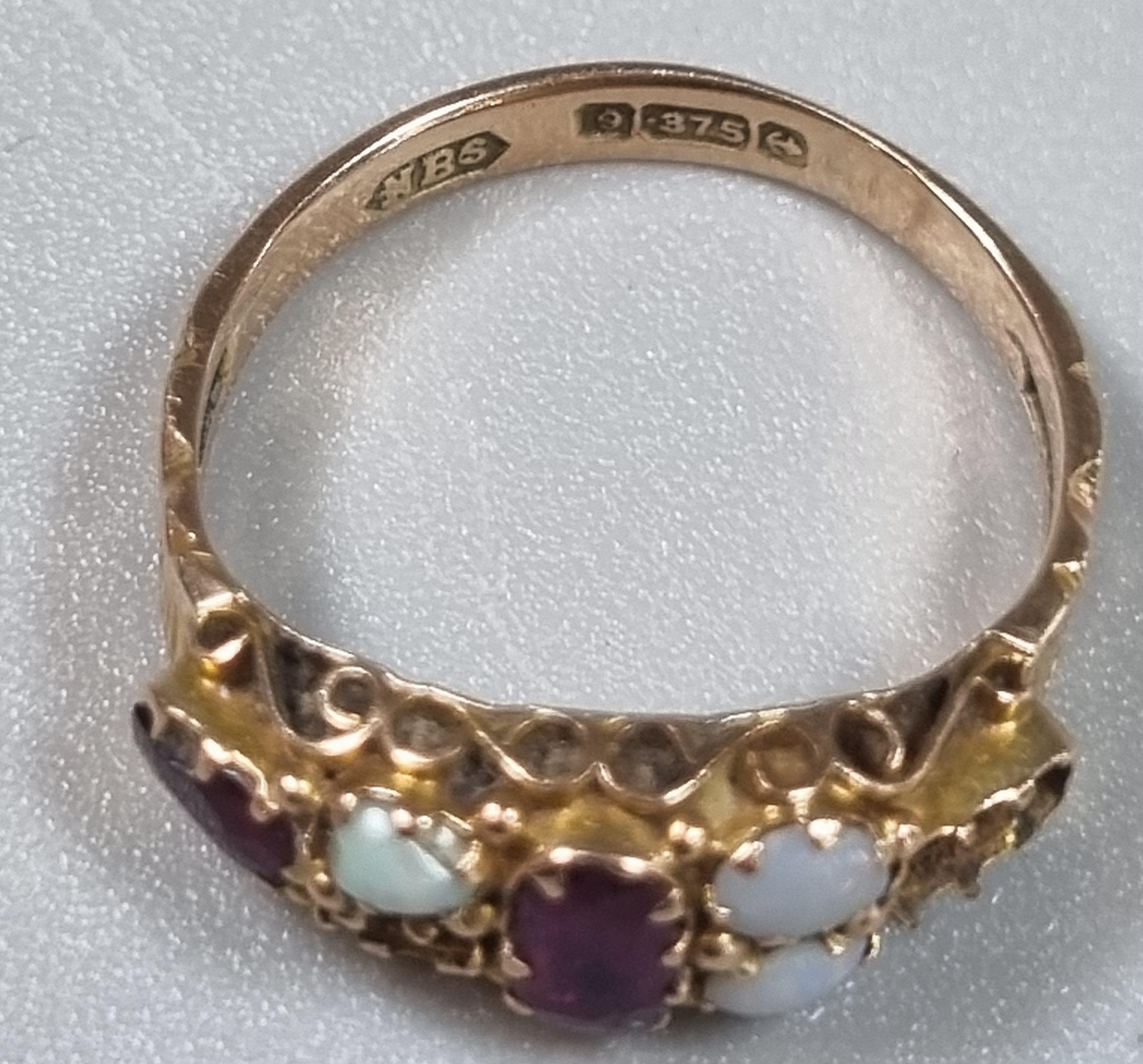 9ct gold opal and ruby ring (missing some stones). 1.4g approx. Size J. (B.P. 21% + VAT) - Image 4 of 5