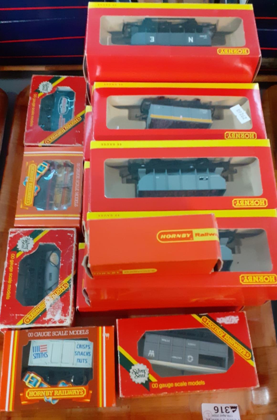 Two trays with a collection of boxed Hornby OO gauge rolling stock to include: tenders, tankers, - Image 2 of 3