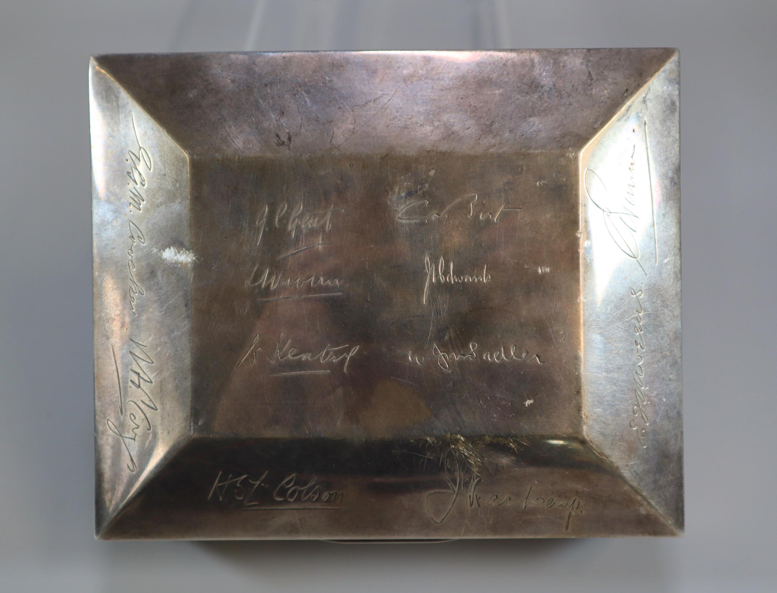 George V silver sarcophagus shaped presentation cigar box with facsimile signatures, by Harman - Image 3 of 3