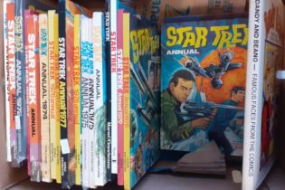 Box of mainly Star Trek annuals circa 1970s together with a Dandy Beano Famous Faces from the Comics