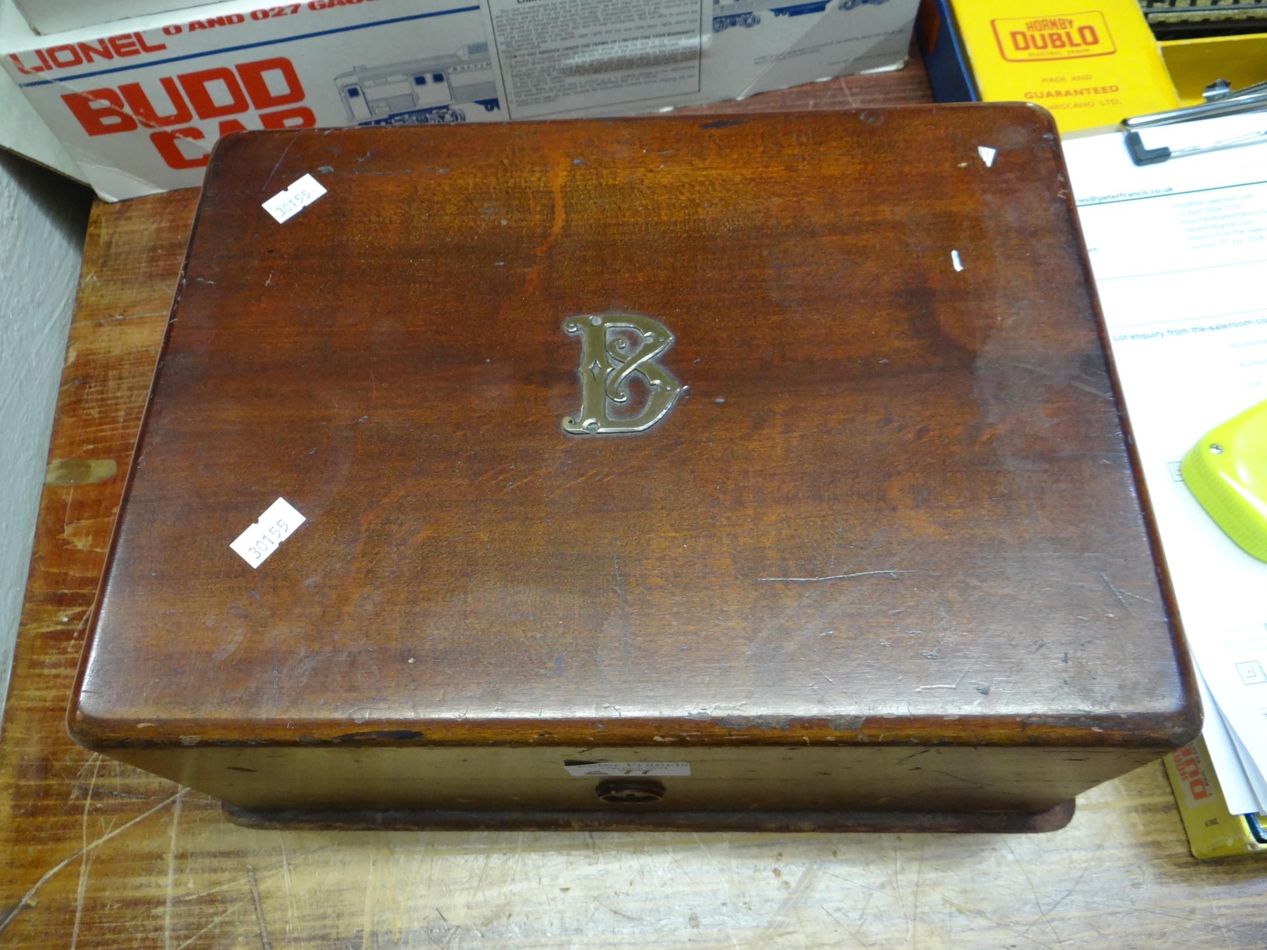 Early 20th century mahogany games compendium, the box containing various chess pieces, card boxes - Image 2 of 11