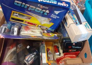 Box of toys to include: Corgi Jean Richard Circus, Corgi Classics and other diecast model