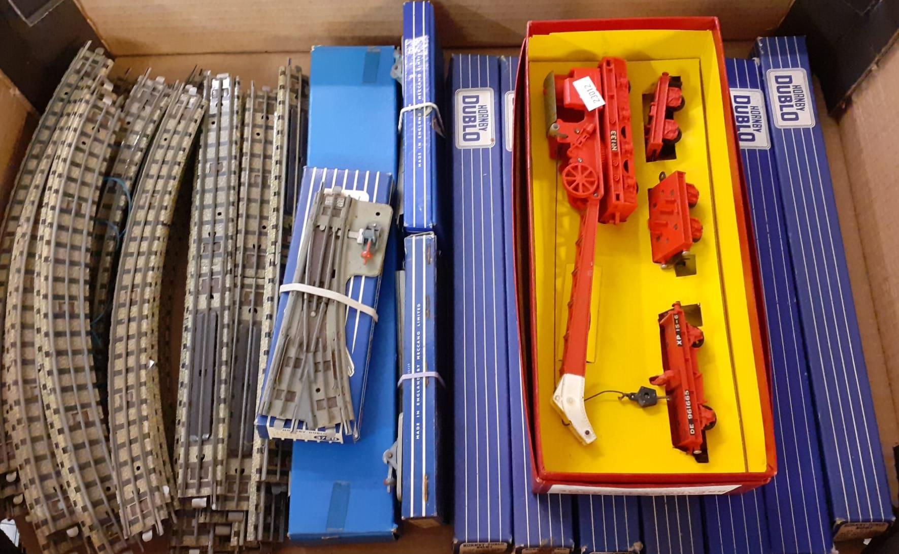 Five boxes of assorted trains and rolling stock, various by Hornby Dublo, Dapol Hornby, Lima, - Image 4 of 5