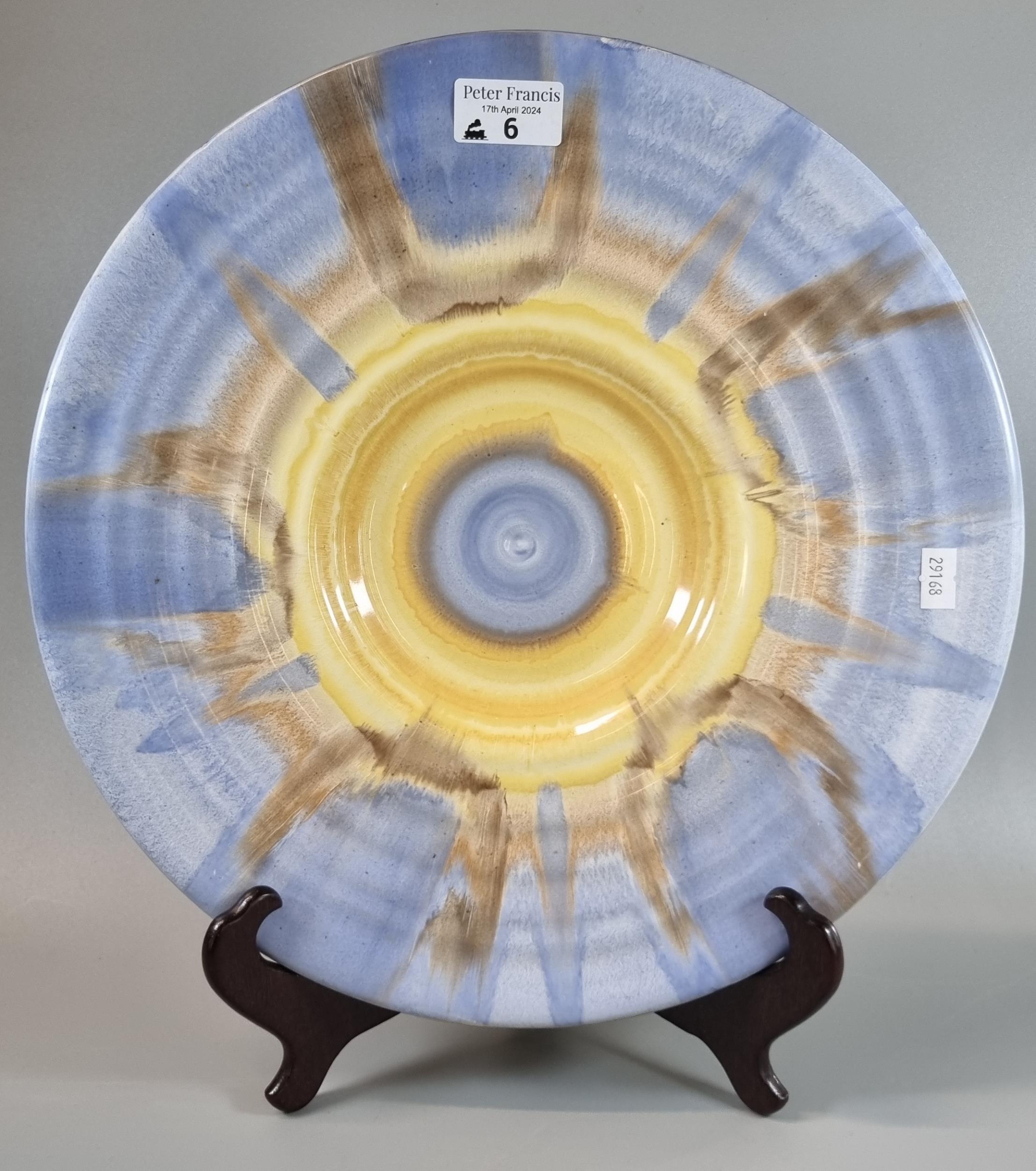Large Shelley ribbed charger. 37cm diameter approx. (B.P. 21% + VAT)