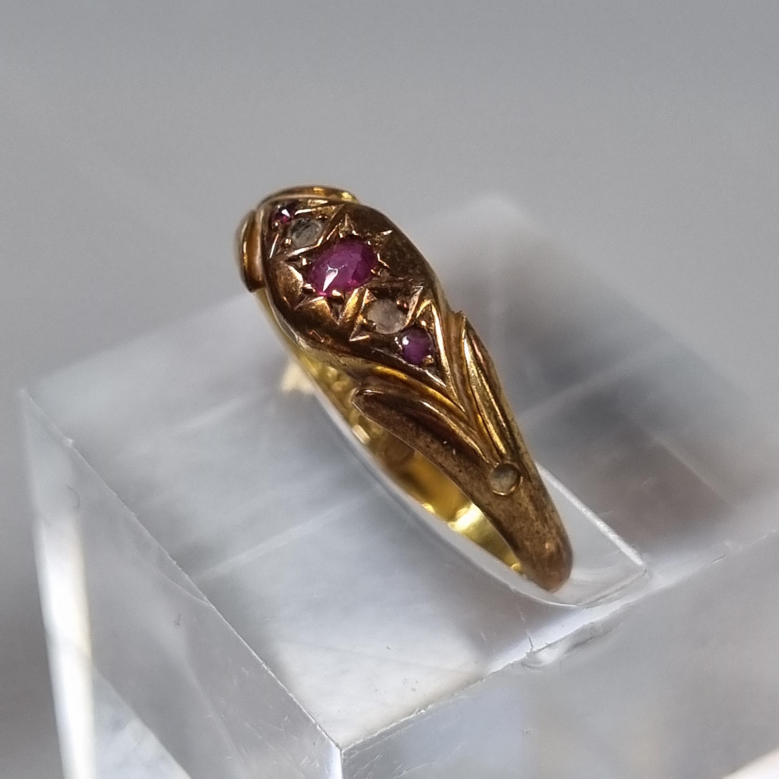 Edwardian 15ct gold ruby and diamond ring. 1.8g approx. (B.P. 21% + VAT) - Image 3 of 5