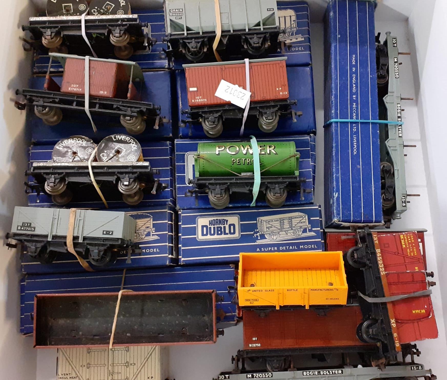 Five boxes of assorted trains and rolling stock, various by Hornby Dublo, Dapol Hornby, Lima, - Image 3 of 5