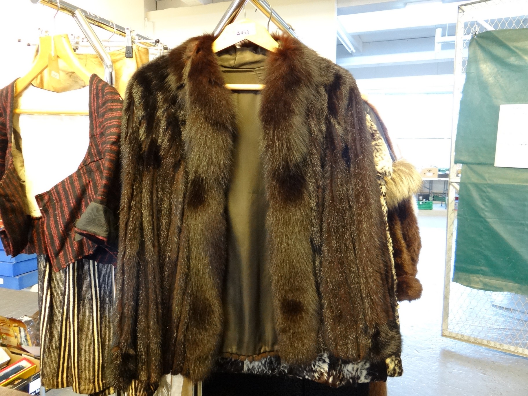 Four vintage ladies fur jackets and coats to include: a black ranch mink fur jacket with fox fur - Image 8 of 10