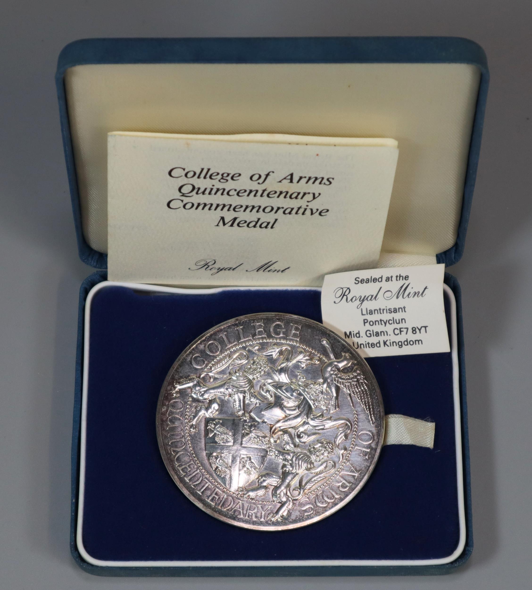 The Royal Mint College of Arms Quincentenary Commemorative silver medallion in original fitted case.