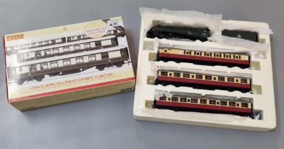 Hornby OO scale model railways R4254 boxed set coach pack for use with Venice Simplon-Orient Express