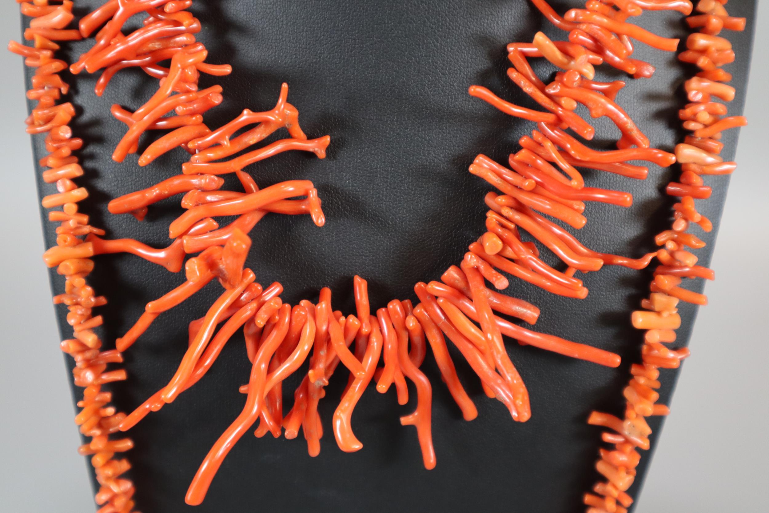 Two coral necklaces. (B.P. 21% + VAT) - Image 2 of 2