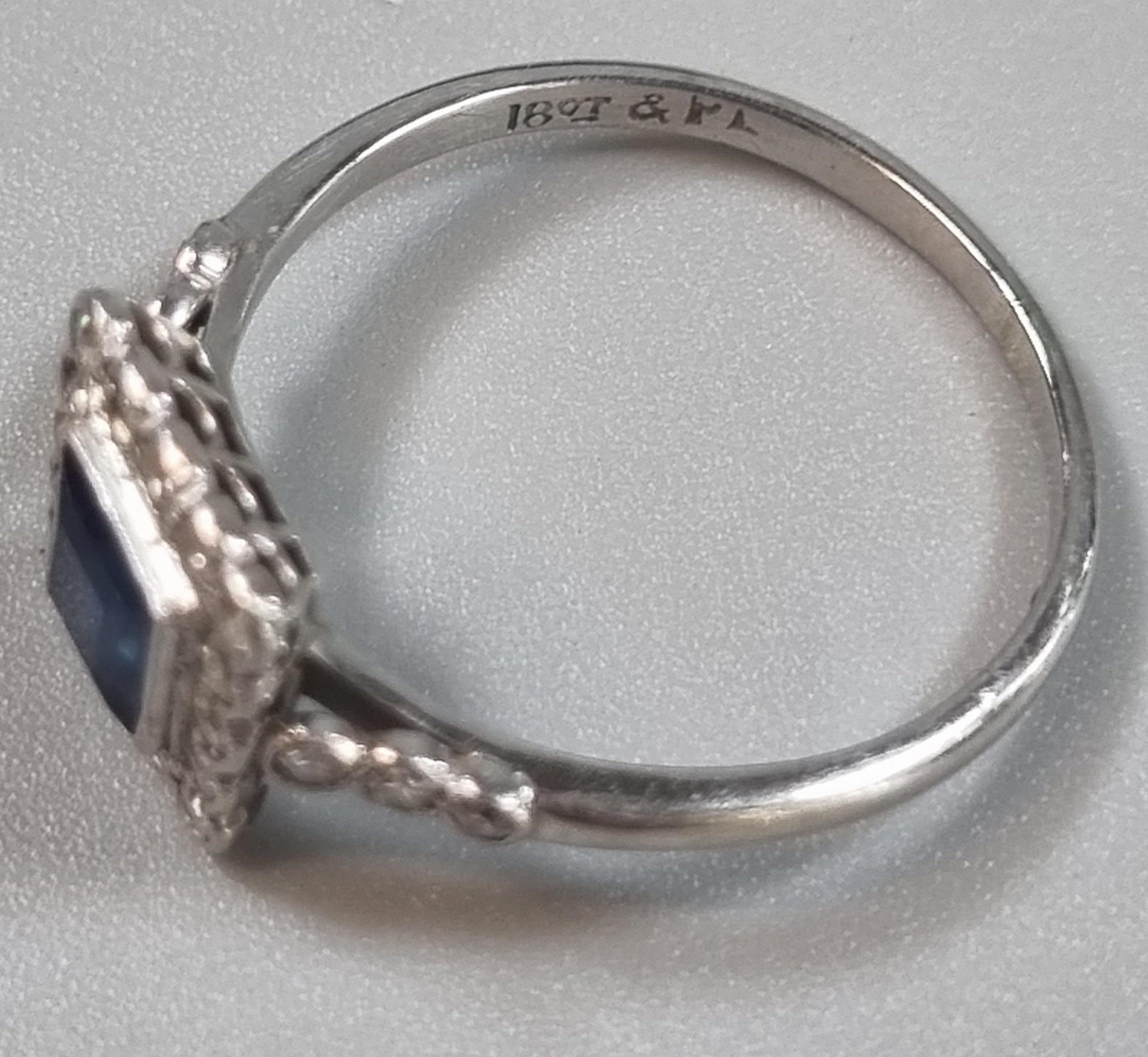 18ct white gold Art Deco design diamond and sapphire ring. 2g approx. size L. (B.P. 21% + VAT) - Image 3 of 4