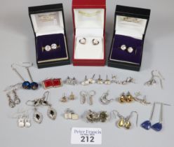 Collection of assorted earrings, pearls, clear and coloured stones etc. (B.P. 21% + VAT)