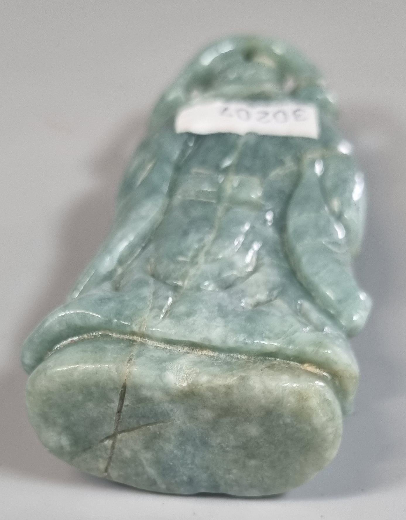 Small Chinese green hardstone carving of an Immortal. 9.5cm high approx. (B.P. 21% + VAT) - Image 3 of 4