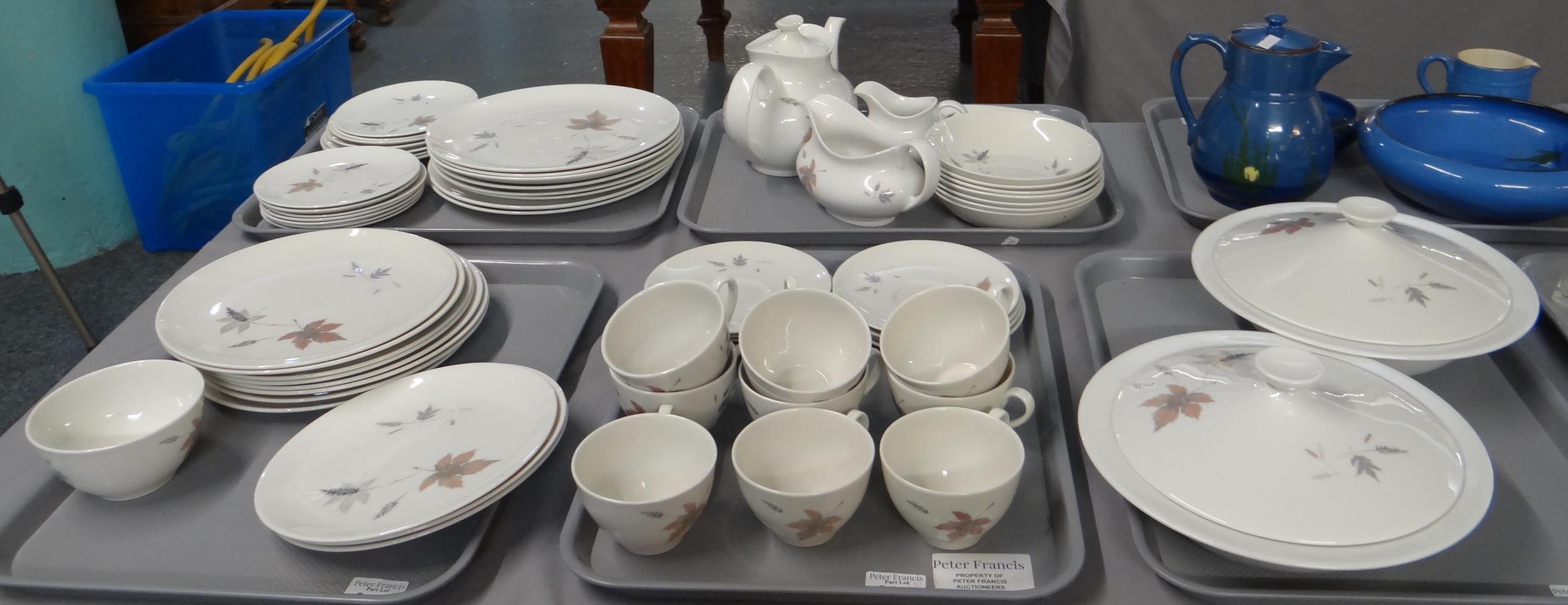 Five trays of Royal Doulton 'Tumbling Leaves' design items to include: lidded tureens, teacups and - Image 2 of 2
