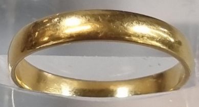22ct gold wedding band. 3.2g approx. Size M. (B.P. 21% + VAT)