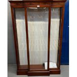 Mahogany break front display cabinet with glass shelves. Label for Archer Smith. 106x32x160cm