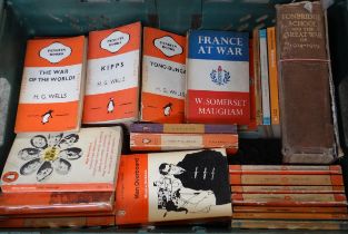 Collection of vintage Penguin and other books to include: various H.G Wells; 'The War of the Worlds'