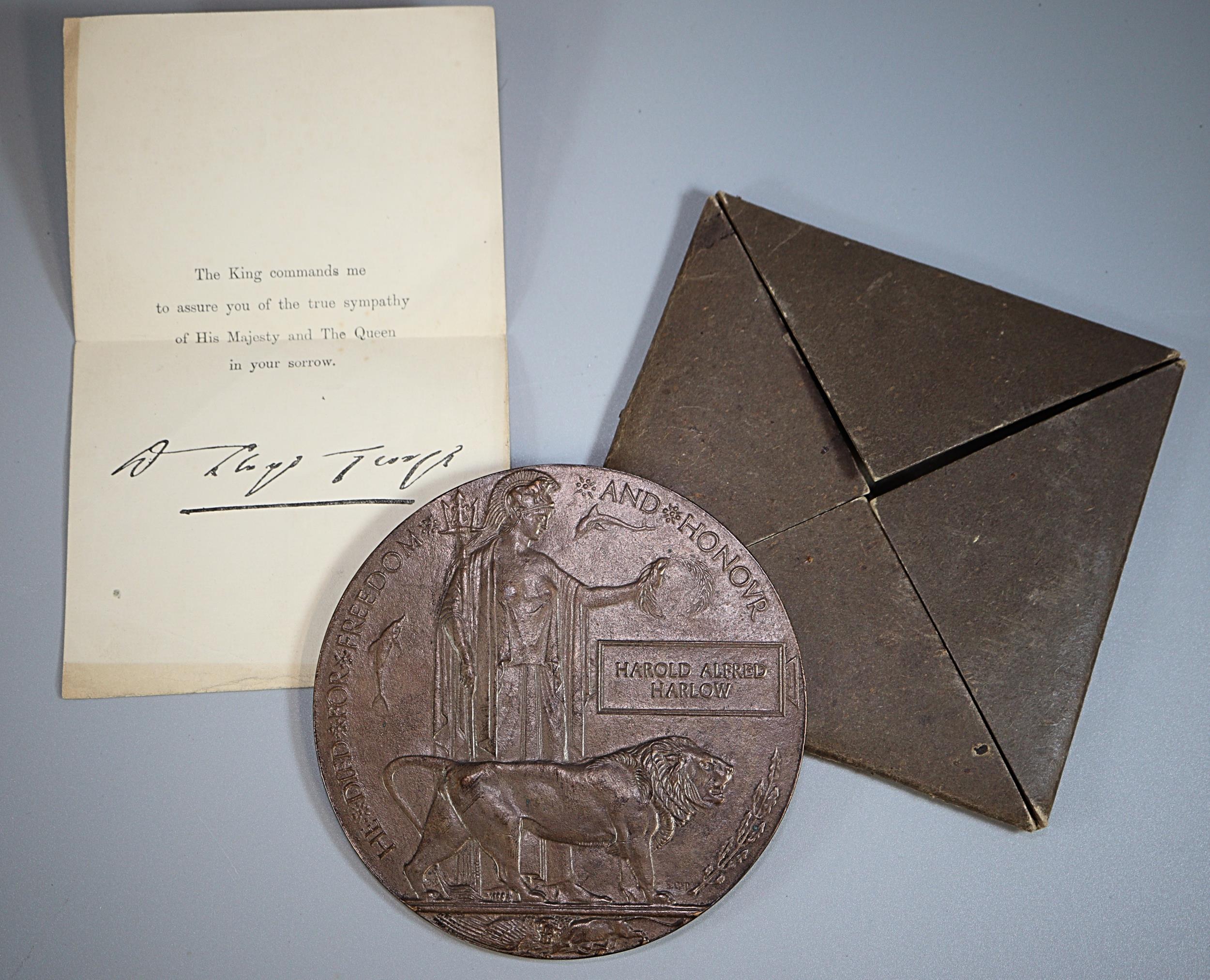 WWI bronze Death Penny, Harold Alfred Harlow, in original envelope case and facsimile message from
