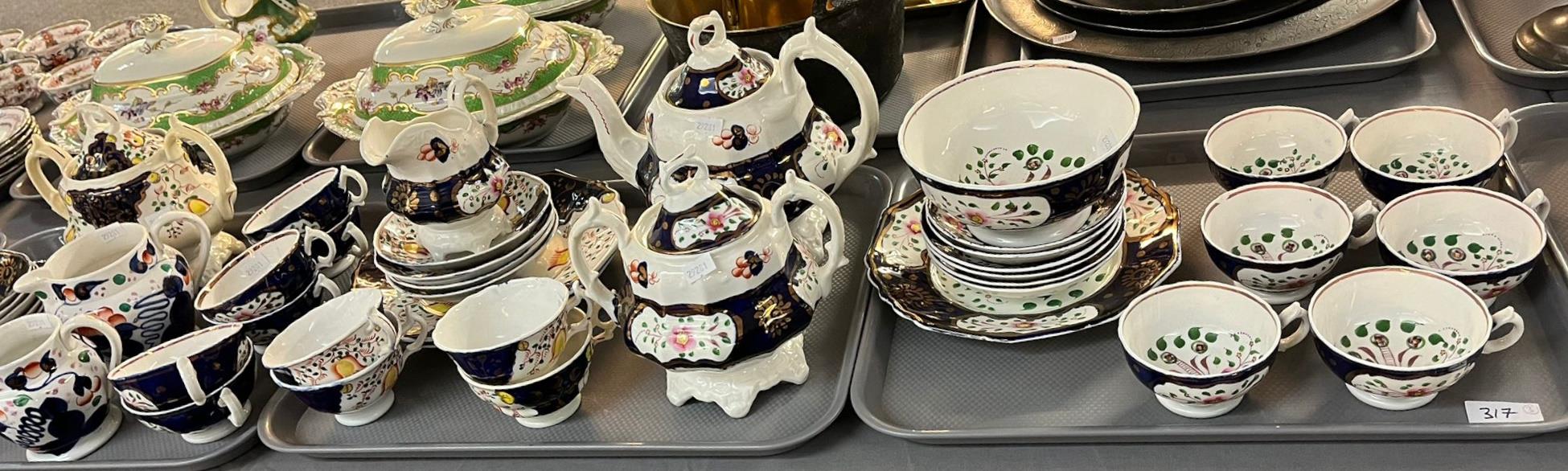 Quantity of Gaudy Welsh tea ware in various patterns including 'Tulip' etc. to include: two lidded
