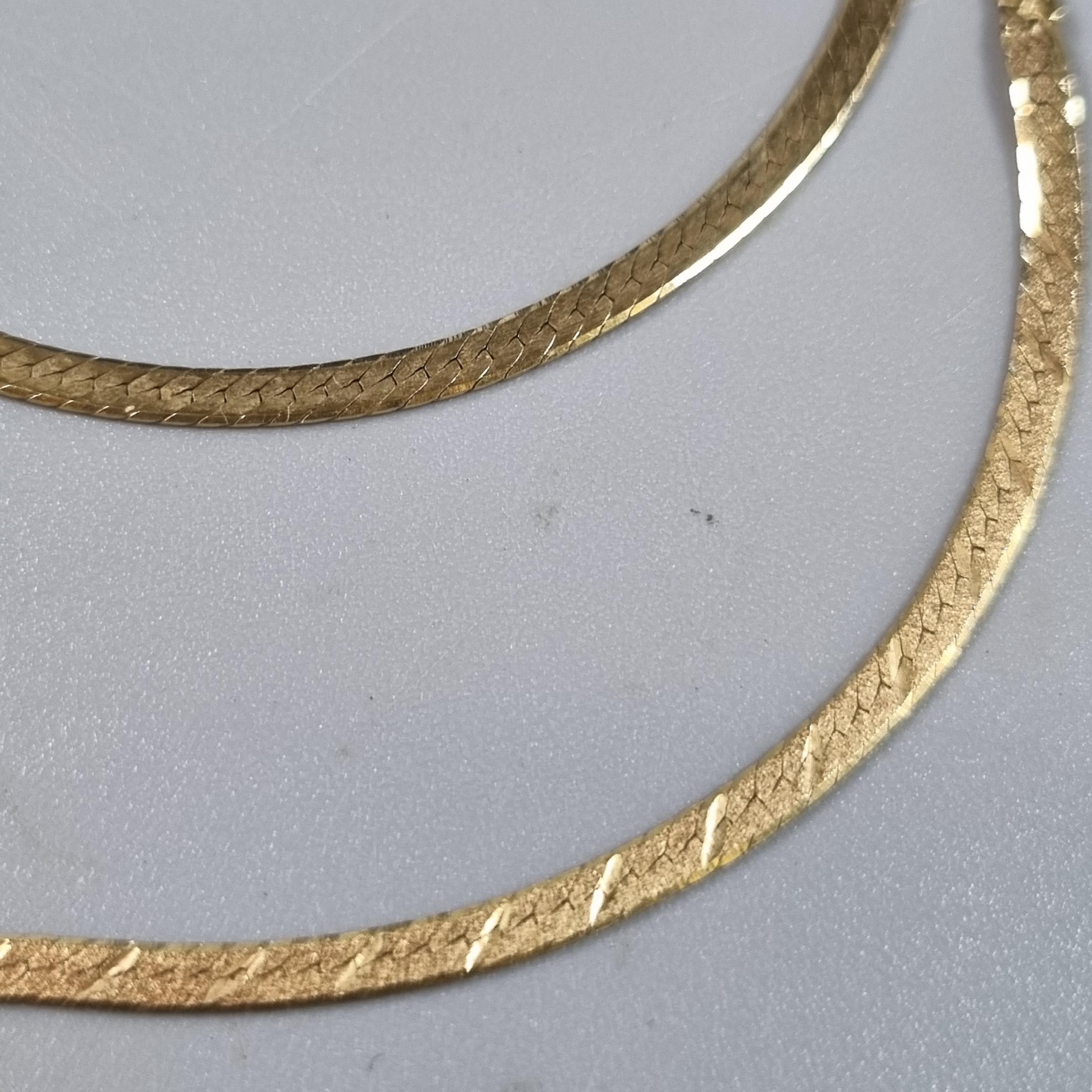 9ct gold herringbone chain with Mabe pearl and diamond pendant. 7.6g approx. (B.P. 21% + VAT) - Image 2 of 3