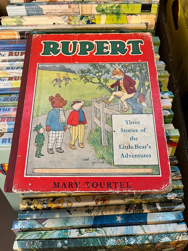 Good collection of Rupert Bear annuals, many from the 1970s and later. One box. (B.P. 21% + VAT) - Image 2 of 3