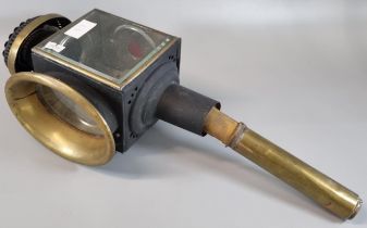 Vintage brass and metal carriage lamp/lantern. (B.P. 21% + VAT)