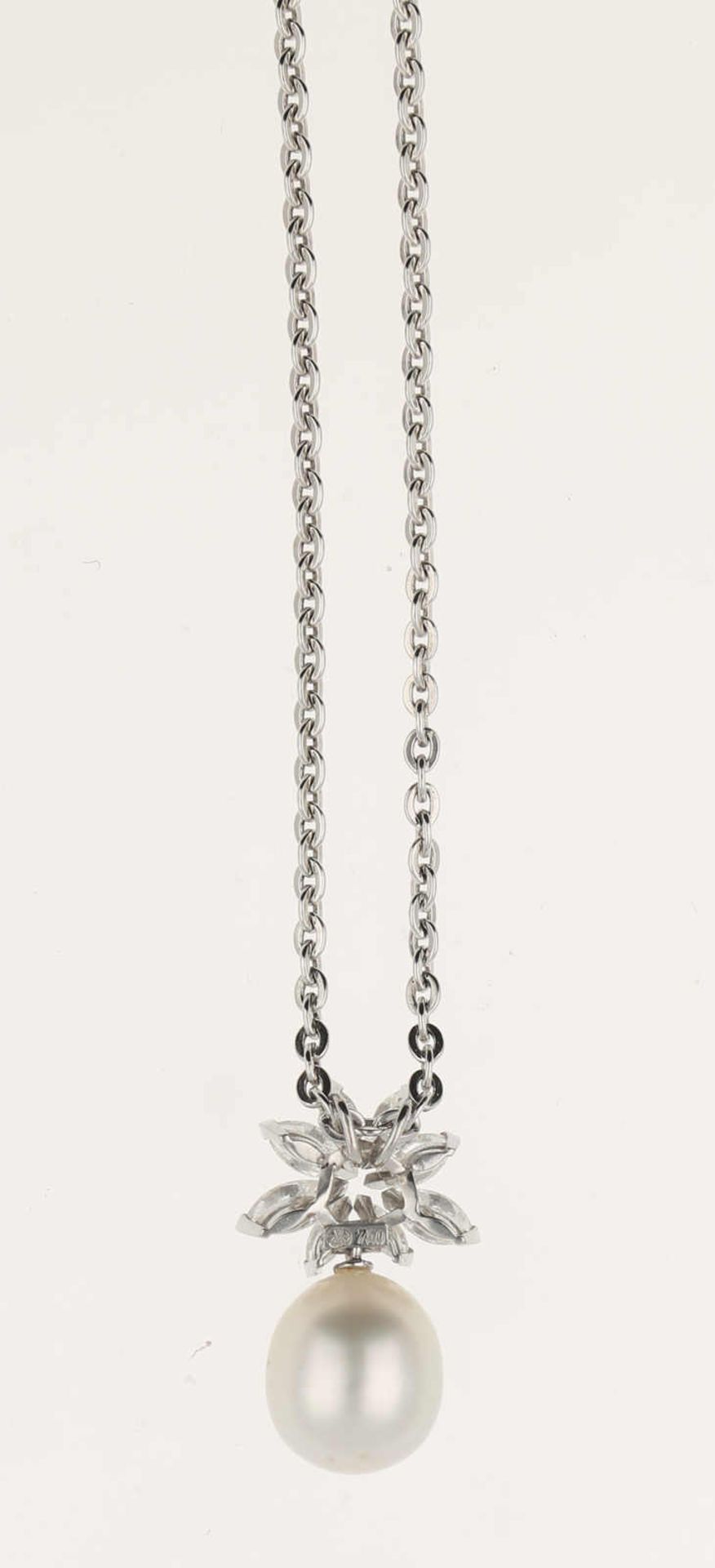 Perlen-Diamant-Set Traumhaft schönes Schmuckset, signiert Gübelin, in Weissgold 18K, bestehend aus - Image 3 of 4