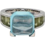 Topas-Peridot-Ring Modernes Design in Weissgold 18K mit einem Blautopas von ca. 10 ct im