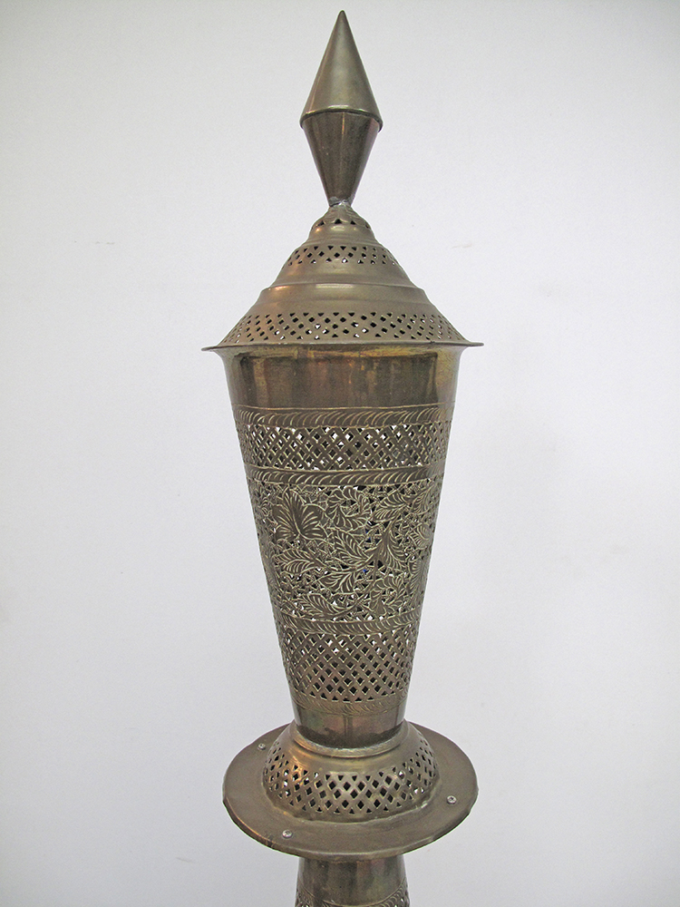 Moroccan floor lamp - Image 2 of 3