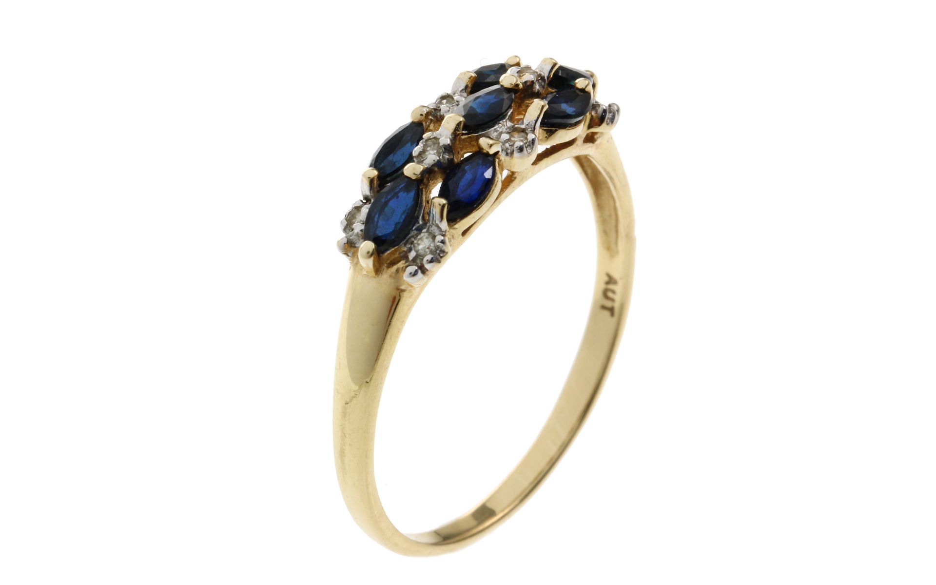 Ring 2.42g 585/- Gelbgold mit 8 Diamanten zus. ca. 0.04 ct. und Saphiren. Ringgroesse ca. 60