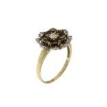 Ring 2.6g 375/- Gelbgold mit Rauchquarzen und Zirkonia. Ringgroesse ca. 57