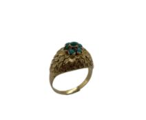 Ring 6.14g 750/- Gelbgold mit Tuerkisen. Ringgroesse ca. 63