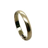 Ring 2.33g 333/- Gelbgold mit Gravur. Ringgroesse ca. 72