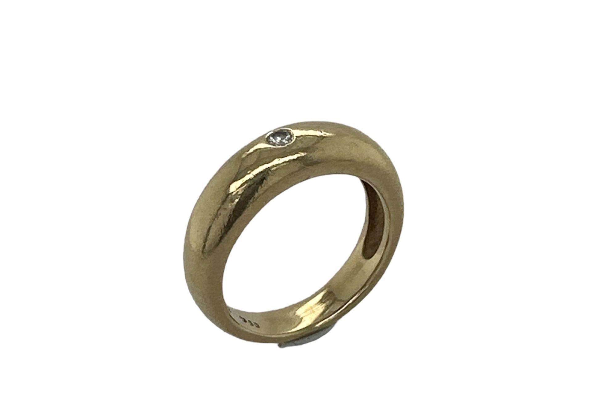 Ring 7.55g 750/- Gelbgold mit Diamant ca. 0.03 ct.. Ringgroesse ca. 53