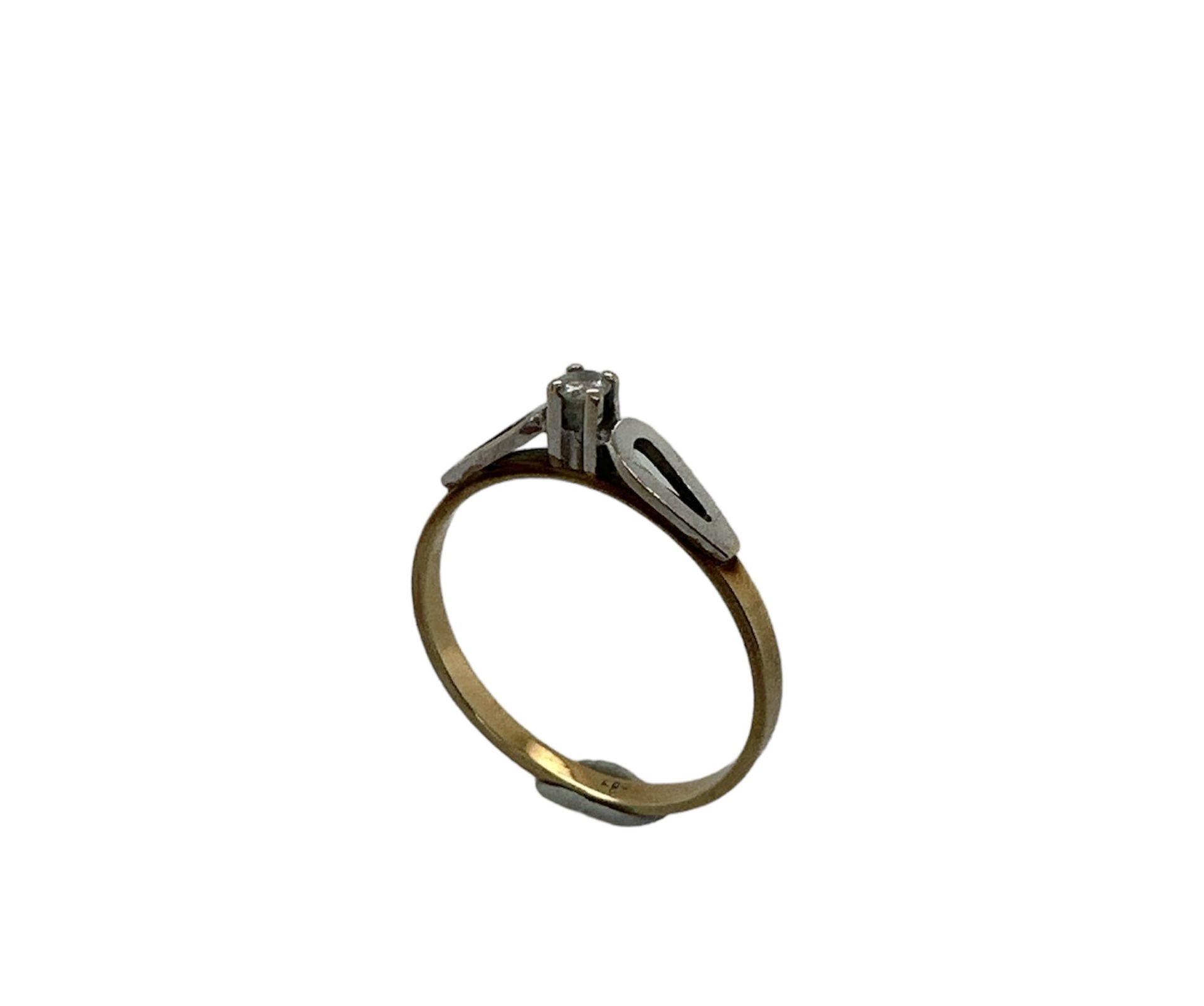 Ring 1.7g 585/- Gelbgold und Weissgold mit Diamant ca. 0.05 ct.. Ringgroesse ca. 54