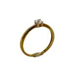 Ring 1.09g 333/- Gelbgold mit Zirkonia. Ringgroesse ca. 52