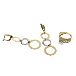 1 Ring. 1 paar Ohrringe 7.74g 585- Gold mit Steinen