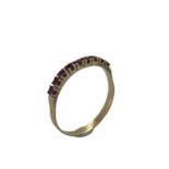 Ring 1.92g 750/- Gelbgold mit Rubinen. Ringgroesse ca. 64