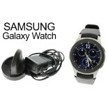 Samsung Galaxy Watch mit Ladekabel