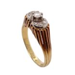 Ring 4,03g 585/- Gelbgold und Weissgold mit 7 Diamanten zus. ca. 0,16 ct., Ringgroesse ca. 55