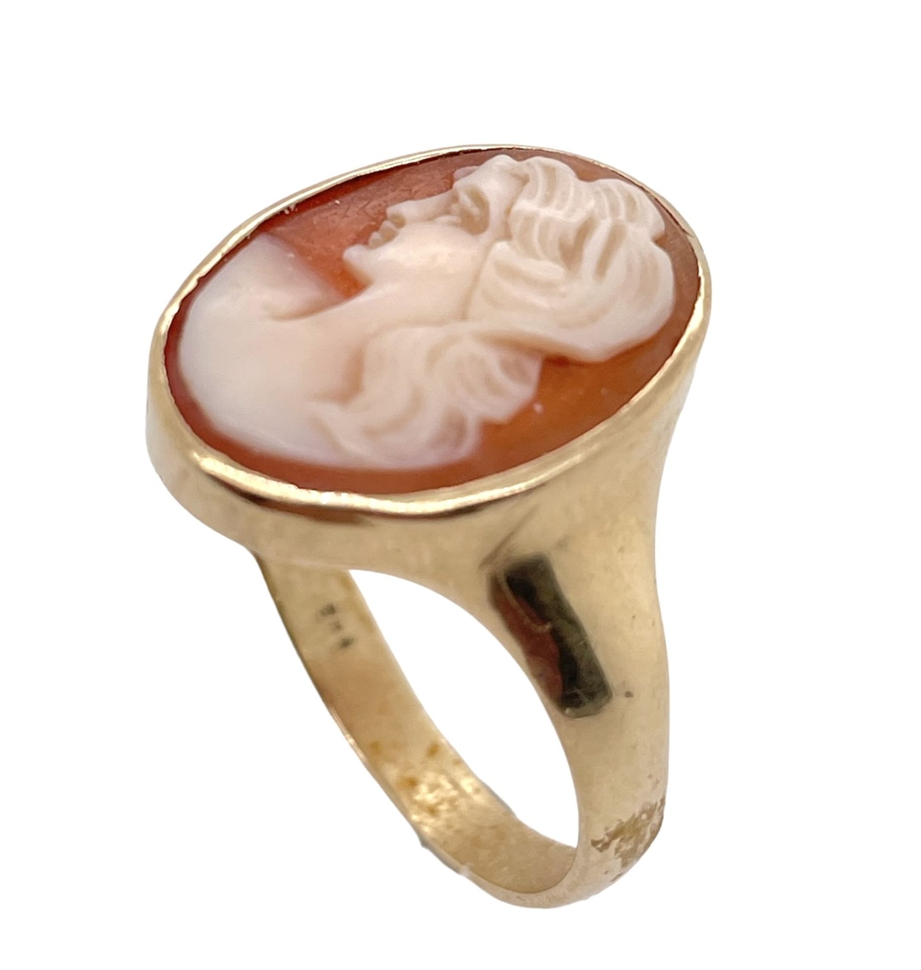 Ring 7,94g 585/- Gelbgold mit Gemme, Ringgroesse ca. 66