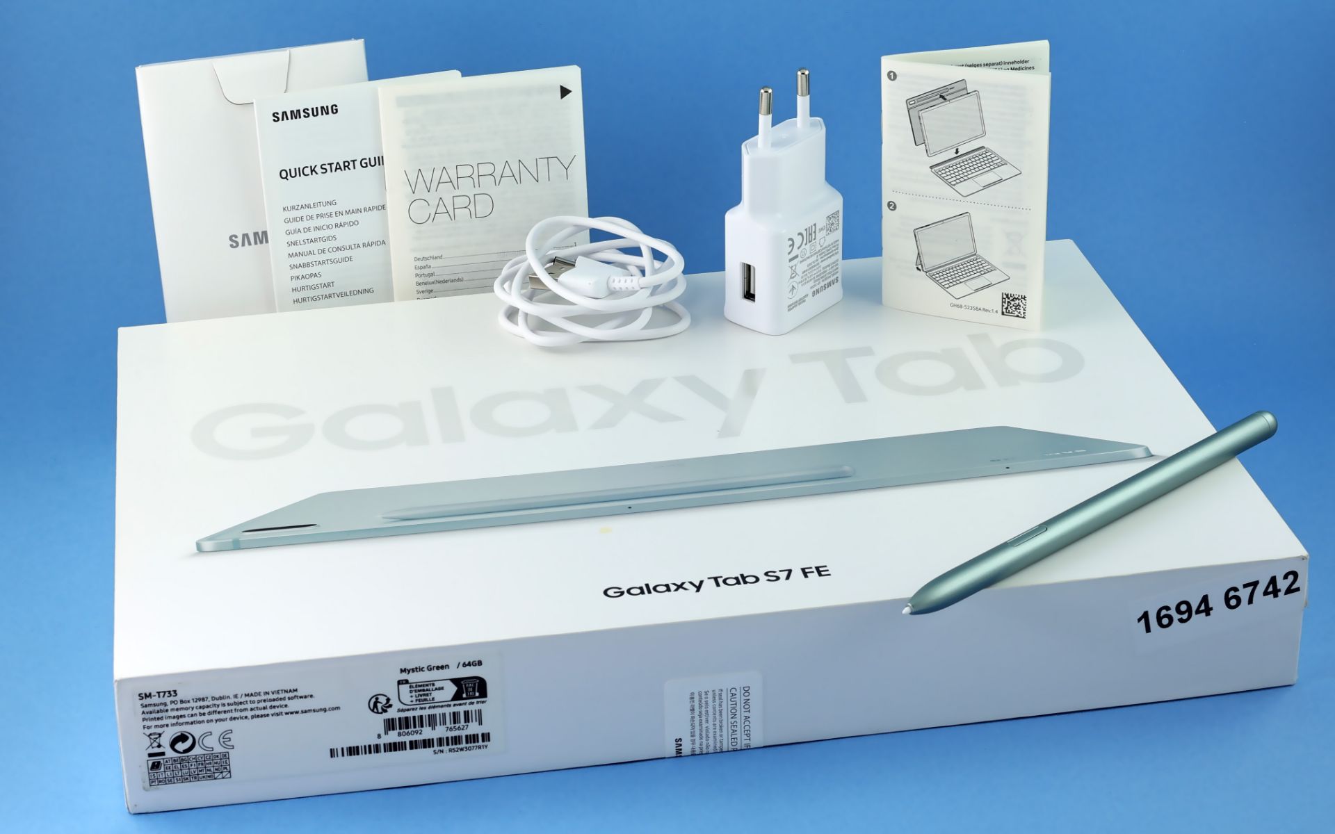 Samsung Galaxy Tab S7 Mystic Green 64GB mit Tastatur, Zubehoer und Karton - Image 4 of 4