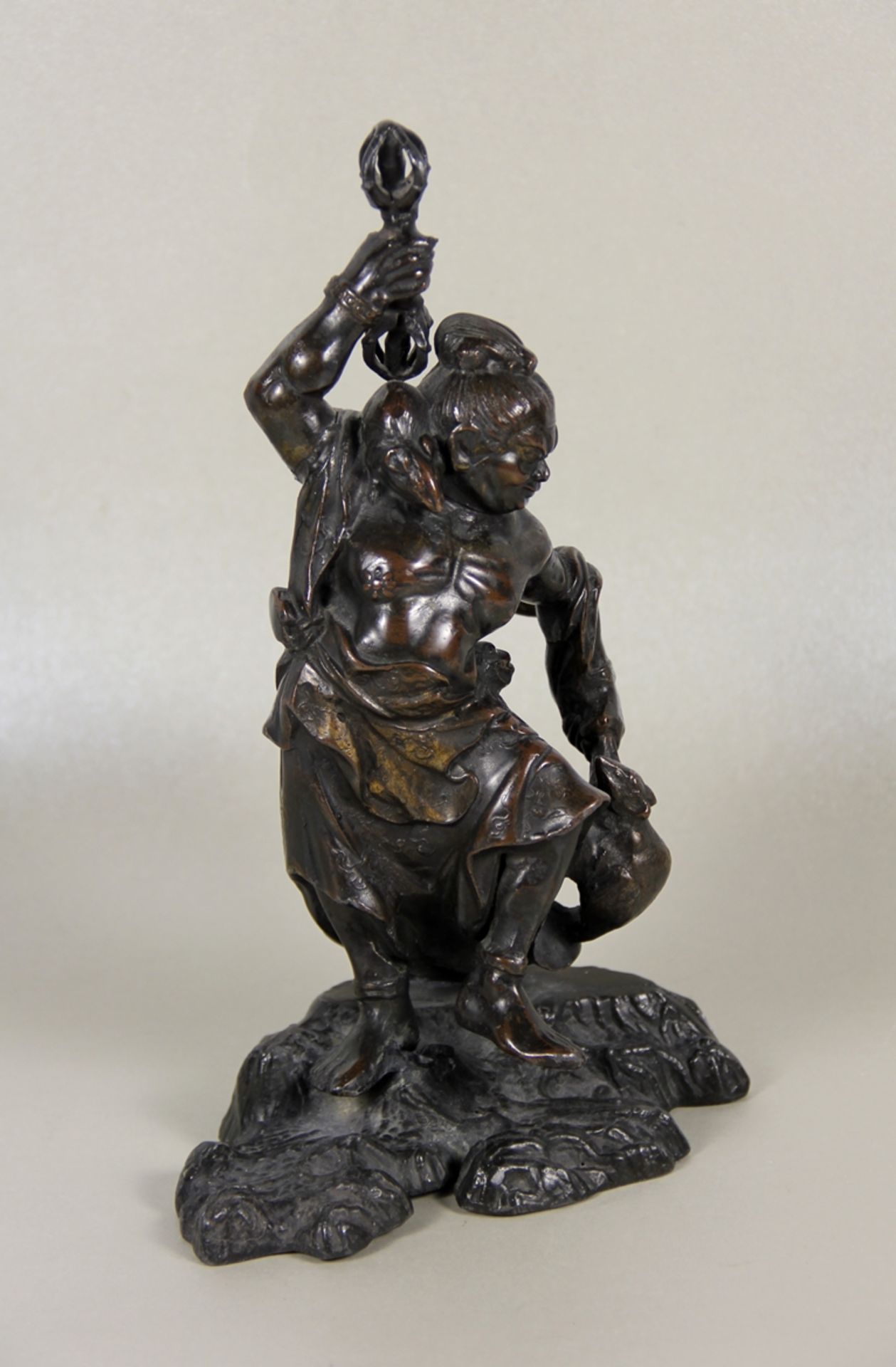 japanische Bronzefigur - Bild 2 aus 4