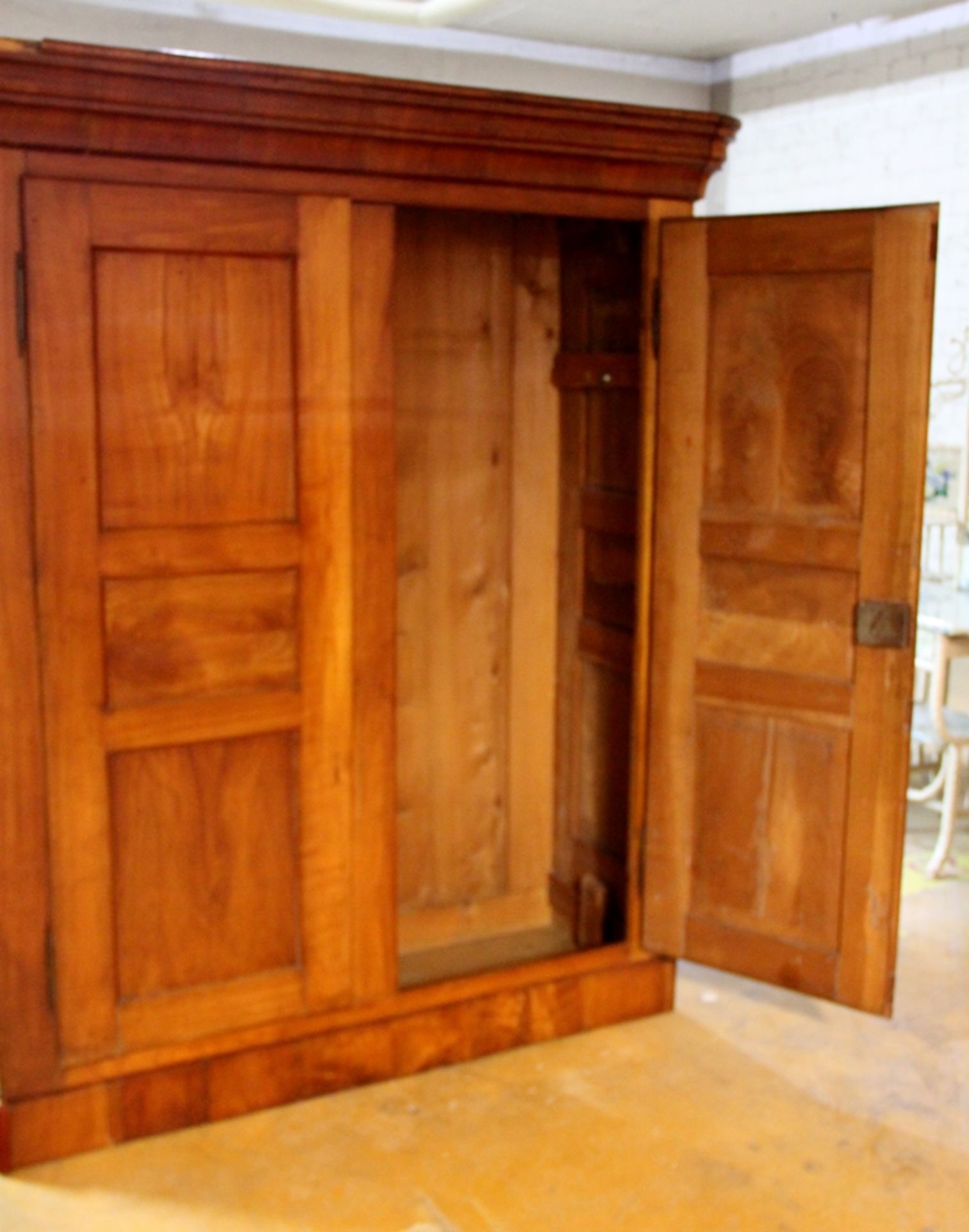 Biedermeier-Schrank - Bild 2 aus 4