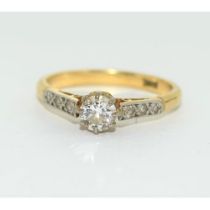 18ct gold ladies Diamond solitaire ring approx 0.25ct size M