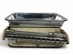 Vintage 1950's kitchen scales.