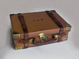 A BRASS & LEATHER BOUND SHOTGUN CARTRIDGE CASE. 20th-Century. Wood & leather fitted interior with