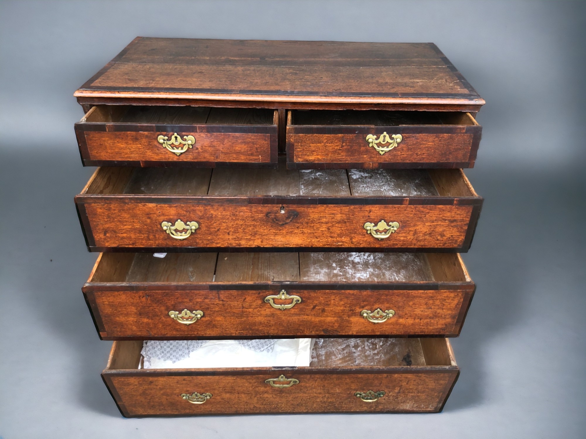 A 19th CENTURY MAHOGANY CHEST OF DRAWERS. Three graduating long drawers below two short, with ornate - Image 3 of 5