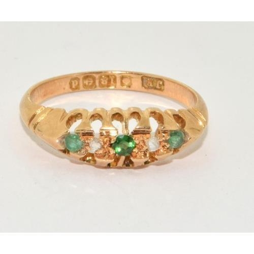 18ct gold ladies antique Emerald and Diamond 5 stone ring size N - Image 6 of 6